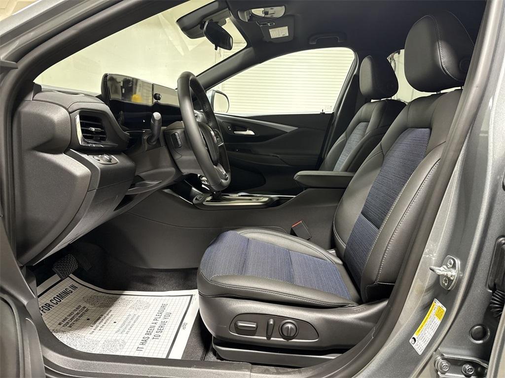 new 2025 Buick Envista car, priced at $25,446