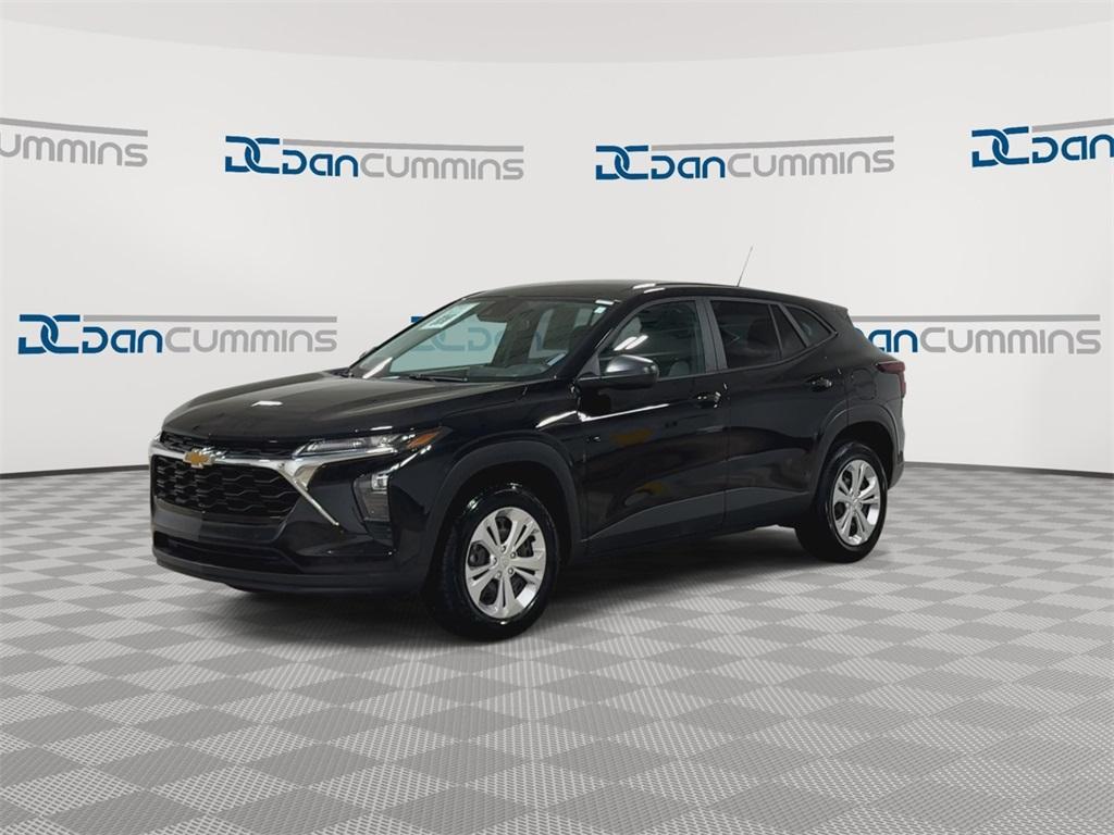 used 2024 Chevrolet Trax car, priced at $18,987