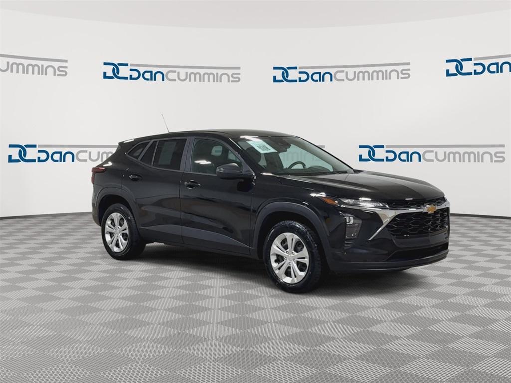 used 2024 Chevrolet Trax car, priced at $18,987