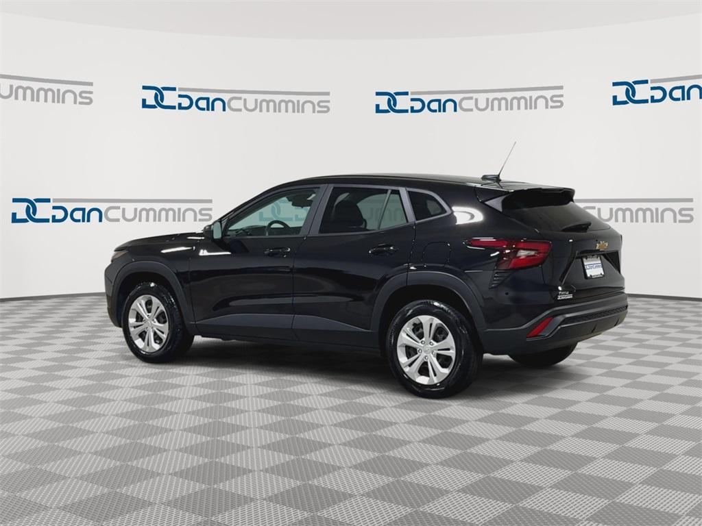 used 2024 Chevrolet Trax car, priced at $18,987