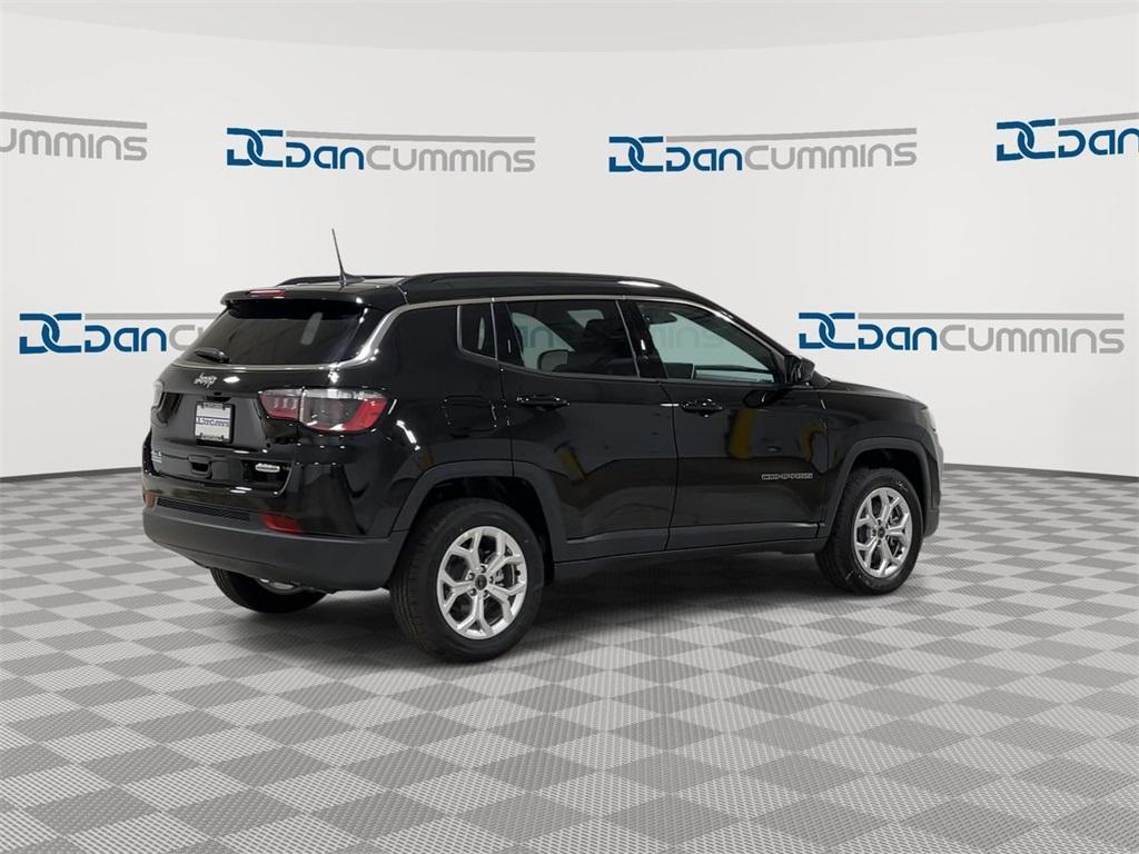 new 2025 Jeep Compass car, priced at $25,034