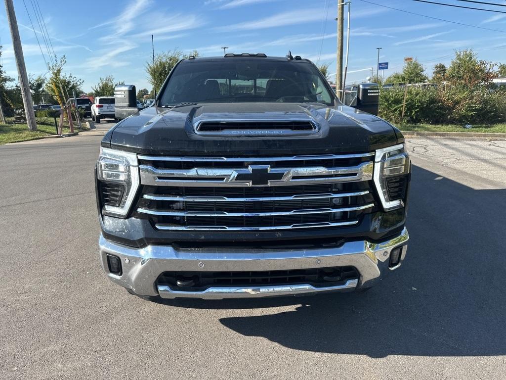 used 2025 Chevrolet Silverado 3500 car, priced at $75,987