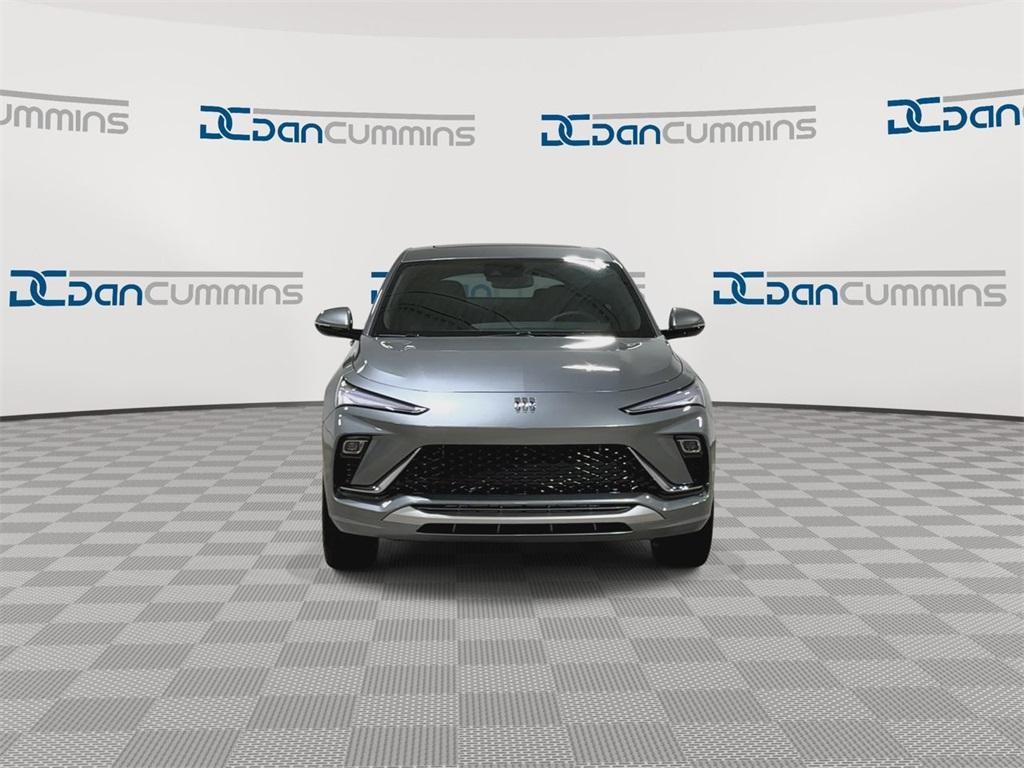 new 2025 Buick Envista car, priced at $30,164