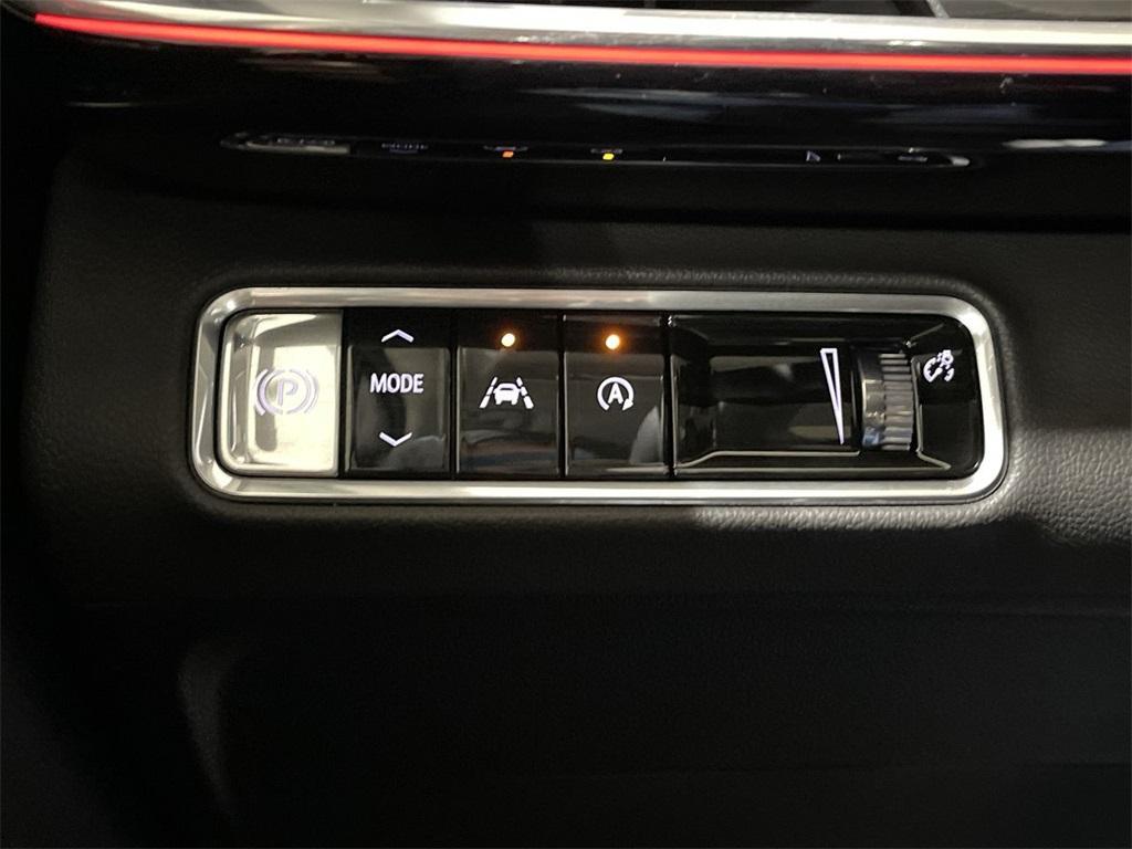 new 2025 Buick Envision car, priced at $36,579