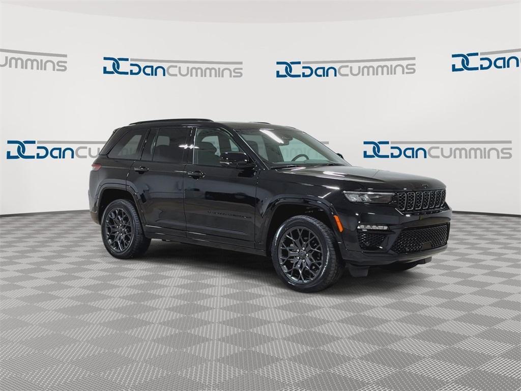 new 2025 Jeep Grand Cherokee car, priced at $67,404