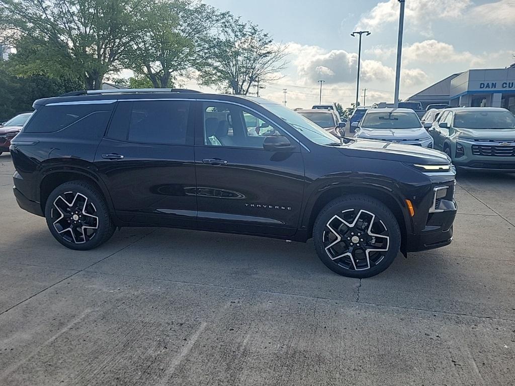 new 2025 Chevrolet Traverse car, priced at $59,160
