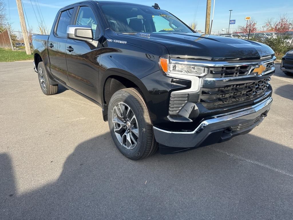 new 2025 Chevrolet Silverado 1500 car, priced at $46,895