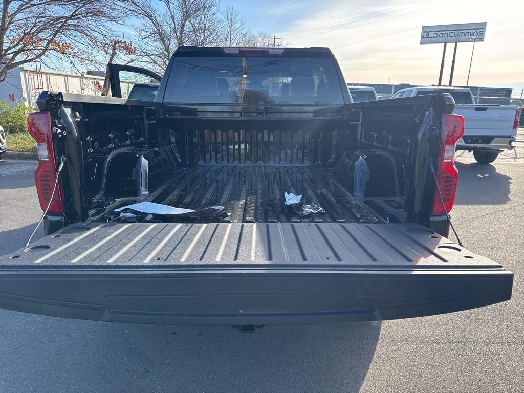 new 2025 Chevrolet Silverado 1500 car, priced at $46,895