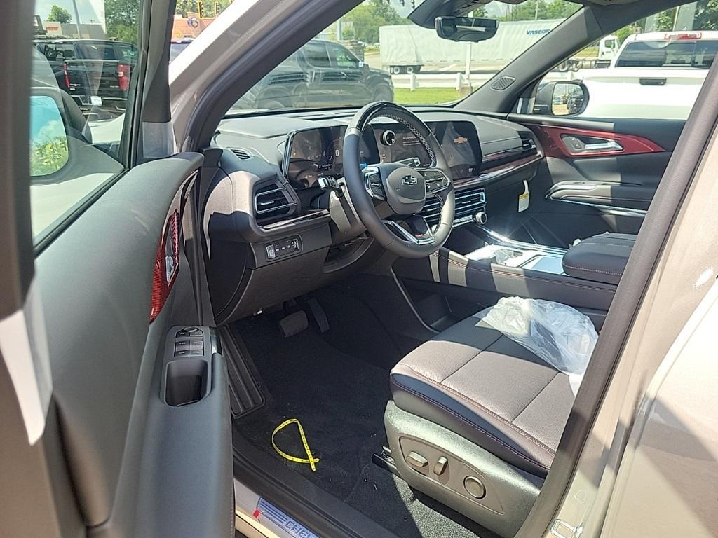 new 2026 Chevrolet Traverse car, priced at $54,994