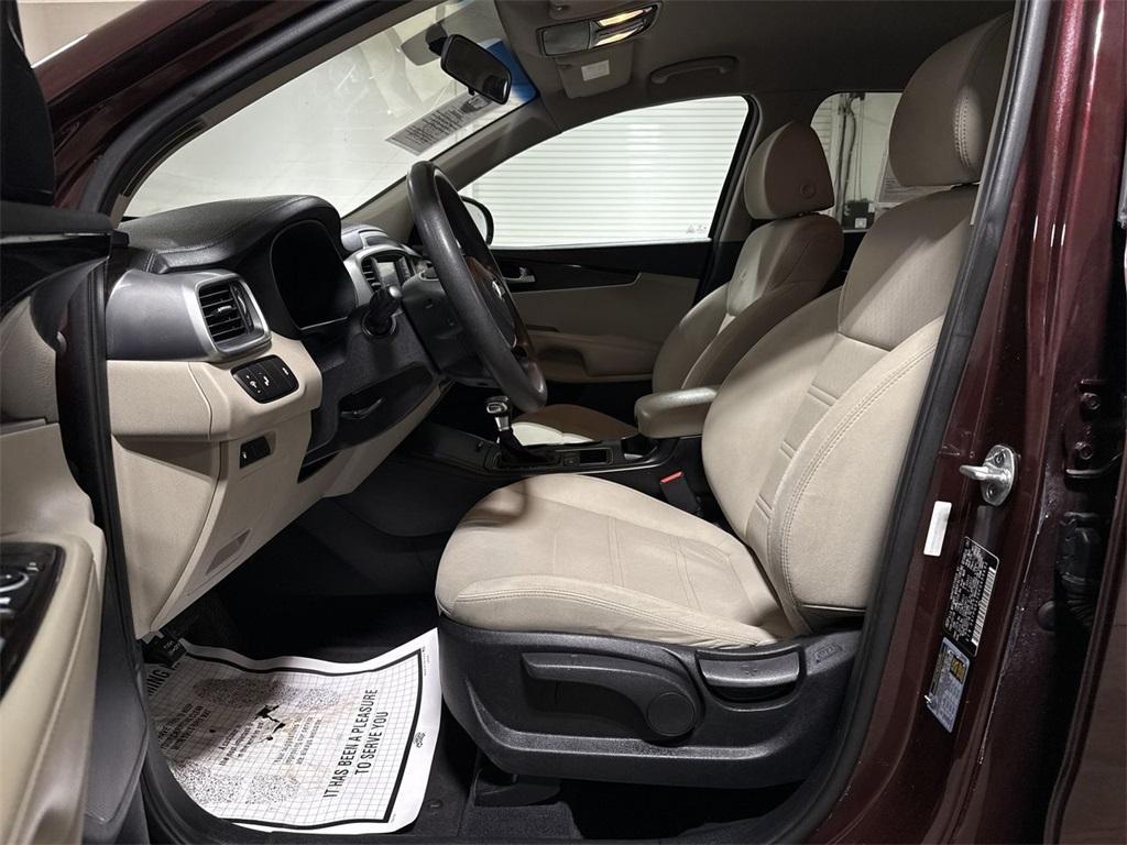 used 2019 Kia Sorento car, priced at $11,987