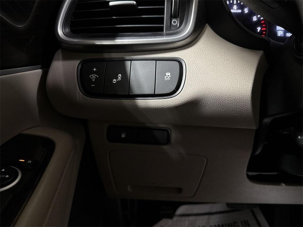 used 2019 Kia Sorento car, priced at $11,987