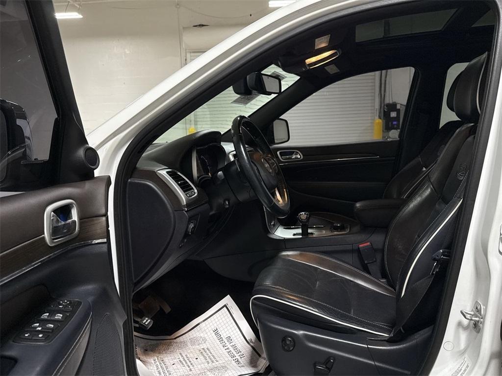 used 2015 Jeep Grand Cherokee car, priced at $8,500