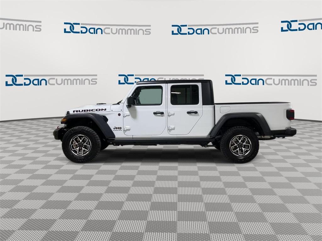 new 2024 Jeep Gladiator car, priced at $45,004