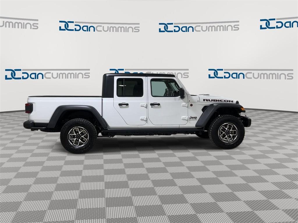 new 2024 Jeep Gladiator car, priced at $45,004