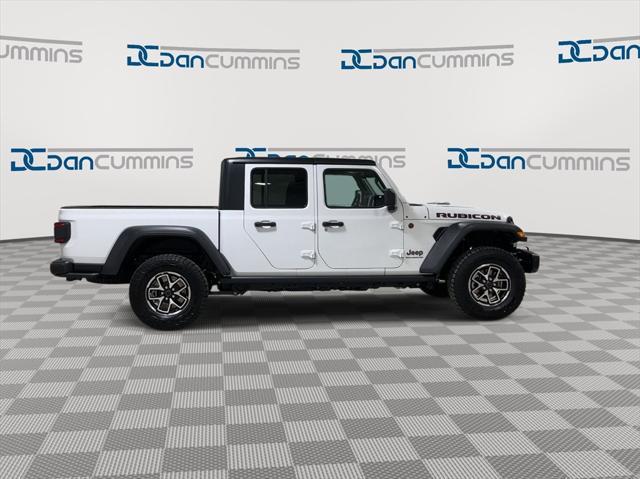 new 2024 Jeep Gladiator car, priced at $52,381