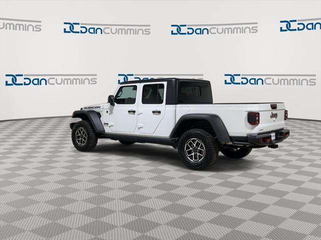 new 2024 Jeep Gladiator car, priced at $52,381