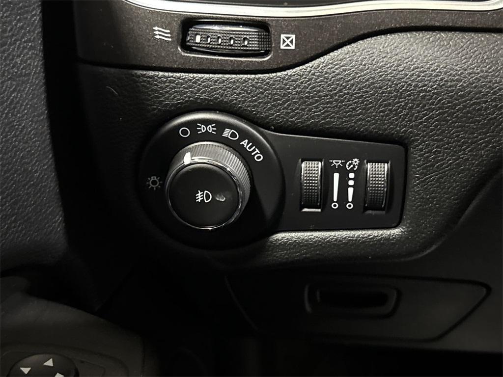 used 2022 Jeep Cherokee car, priced at $26,587
