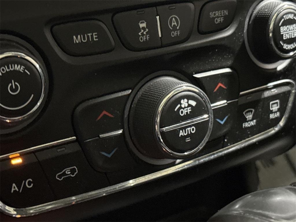 used 2022 Jeep Cherokee car, priced at $26,587