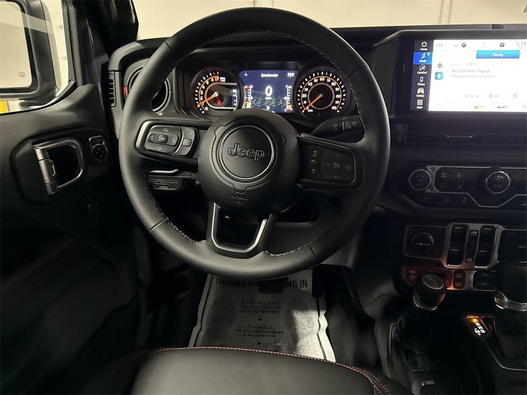 new 2025 Jeep Gladiator car, priced at $47,942
