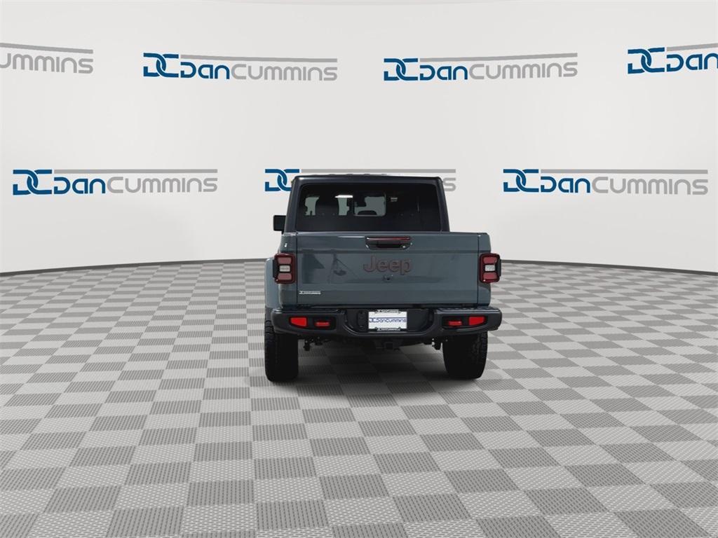 new 2025 Jeep Gladiator car, priced at $47,942
