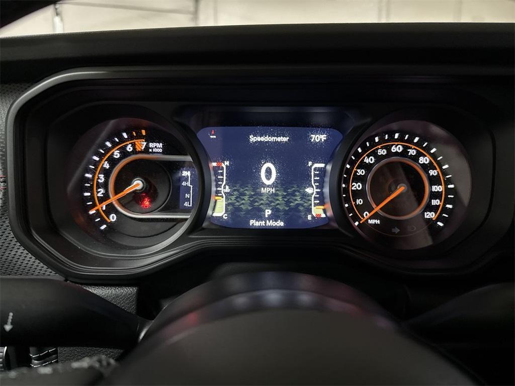 new 2025 Jeep Gladiator car, priced at $47,942