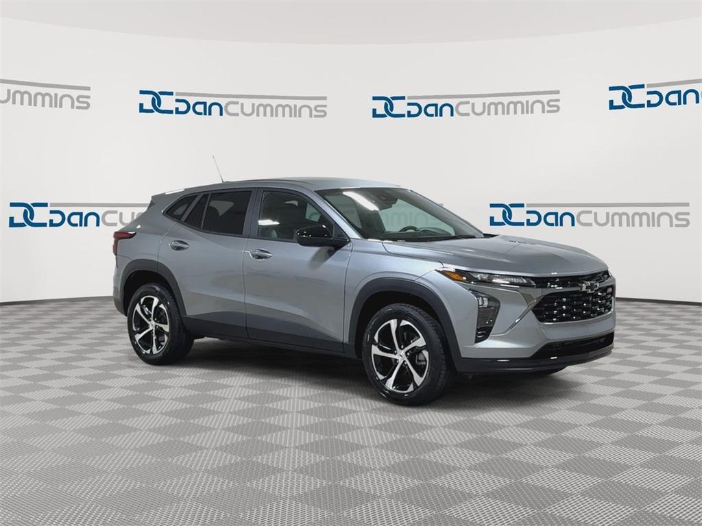 new 2025 Chevrolet Trax car, priced at $23,895