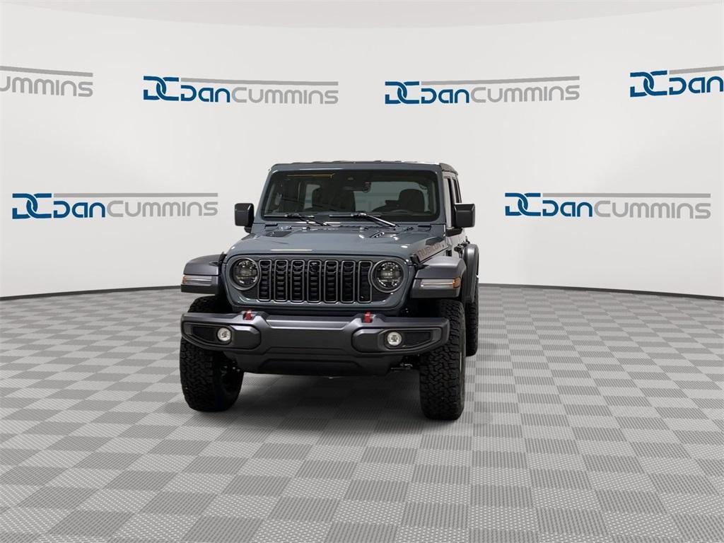 new 2025 Jeep Wrangler car, priced at $59,330