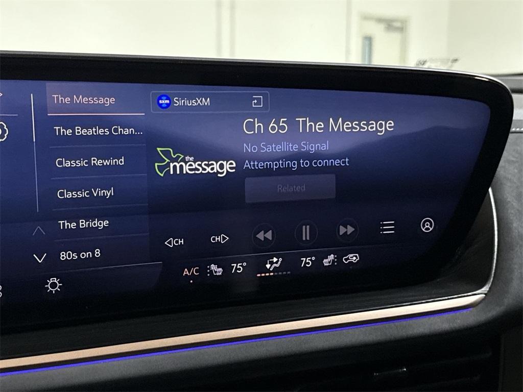 new 2025 Buick Envision car, priced at $38,056