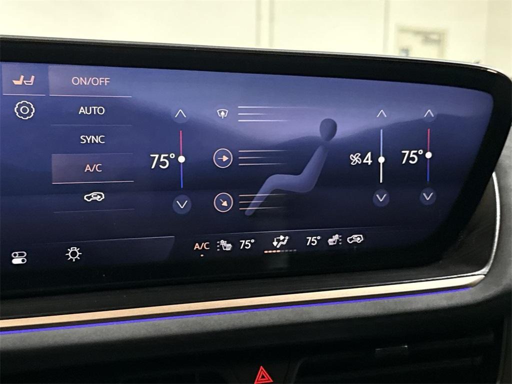 new 2025 Buick Envision car, priced at $38,056