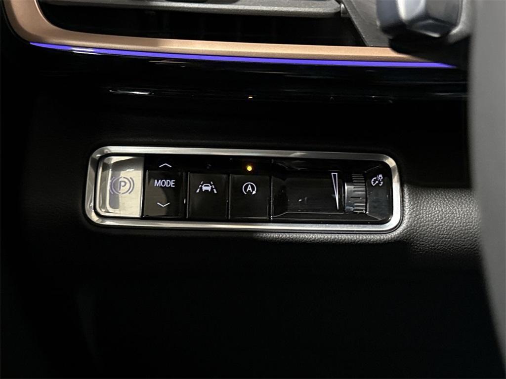 new 2025 Buick Envision car, priced at $38,056