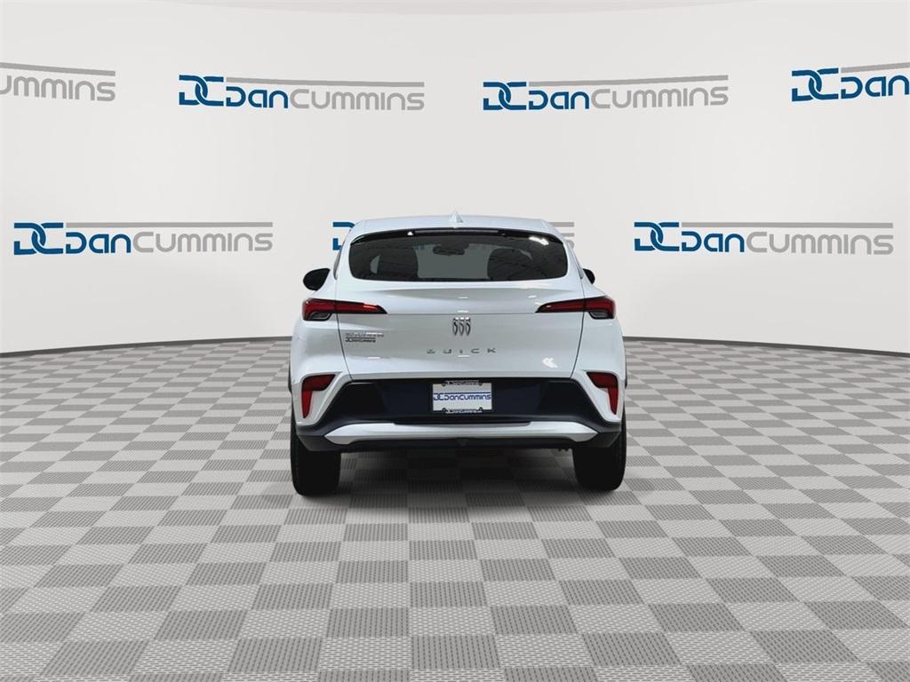 new 2025 Buick Envista car, priced at $25,147