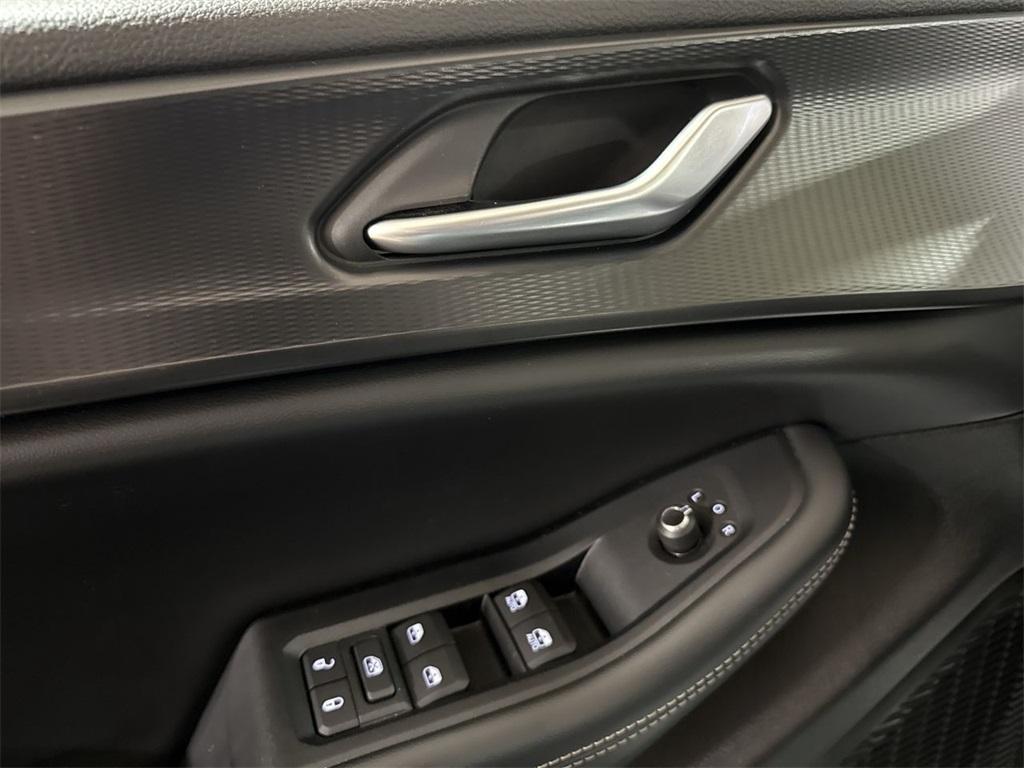 used 2023 Jeep Grand Cherokee car, priced at $25,453