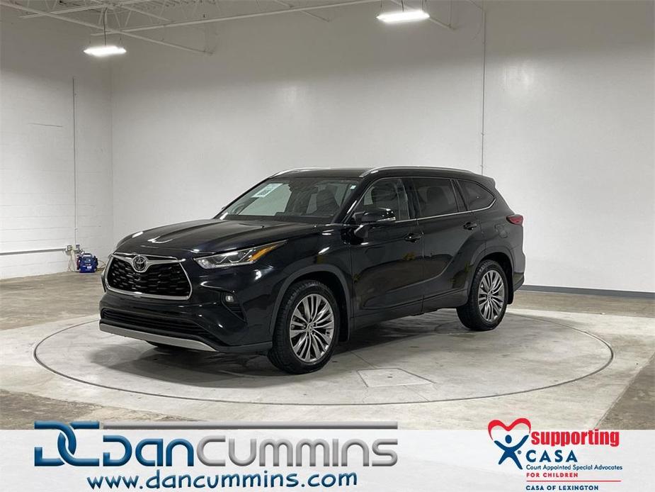 used 2020 Toyota Highlander car, priced at $34,387