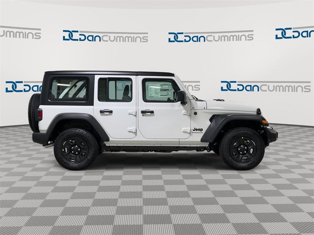 new 2025 Jeep Wrangler car, priced at $39,080