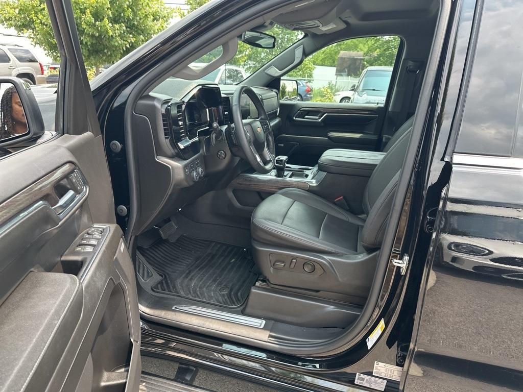 used 2024 Chevrolet Silverado 1500 car, priced at $50,987