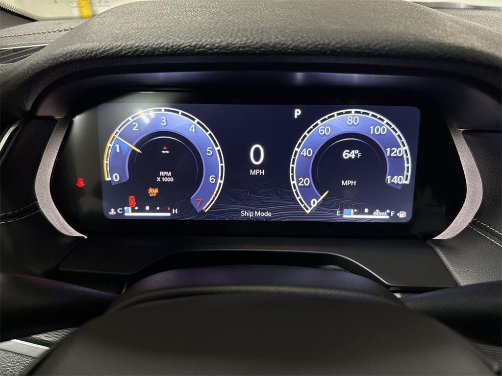 new 2025 Jeep Grand Cherokee car, priced at $37,988