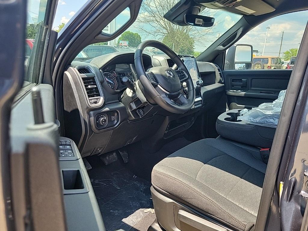 new 2025 Ram 2500 car, priced at $59,992