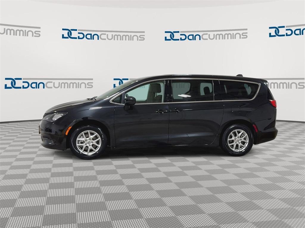 used 2023 Chrysler Voyager car