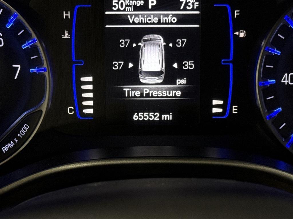 used 2023 Chrysler Voyager car