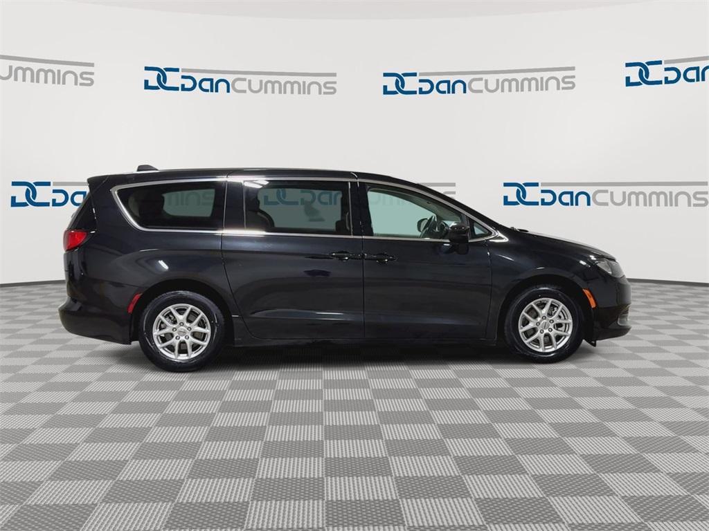 used 2023 Chrysler Voyager car