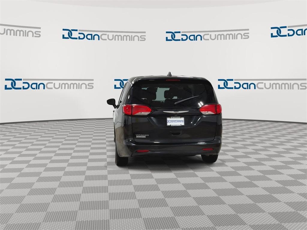 used 2023 Chrysler Voyager car