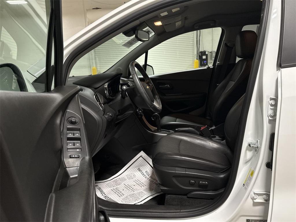 used 2022 Chevrolet Trax car, priced at $19,587