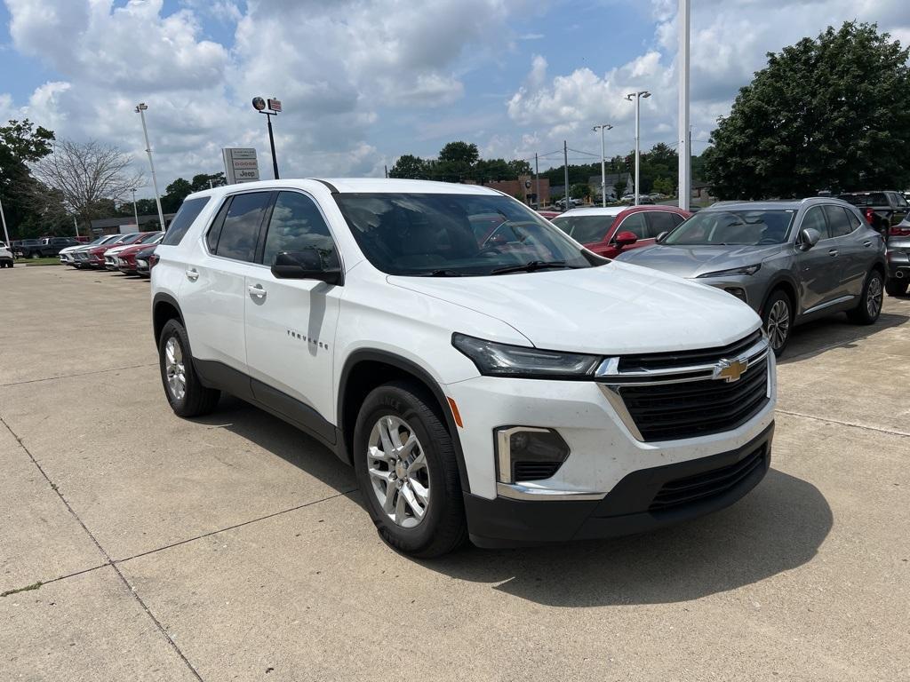 used 2023 Chevrolet Traverse car, priced at $25,987