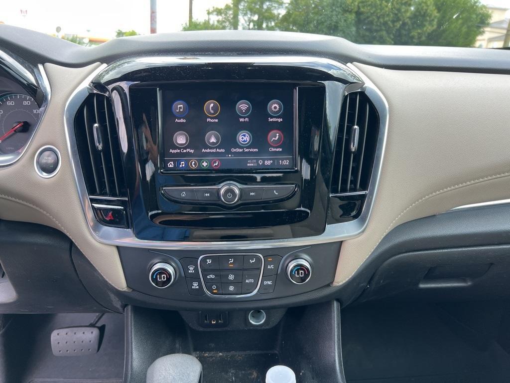used 2023 Chevrolet Traverse car, priced at $25,987
