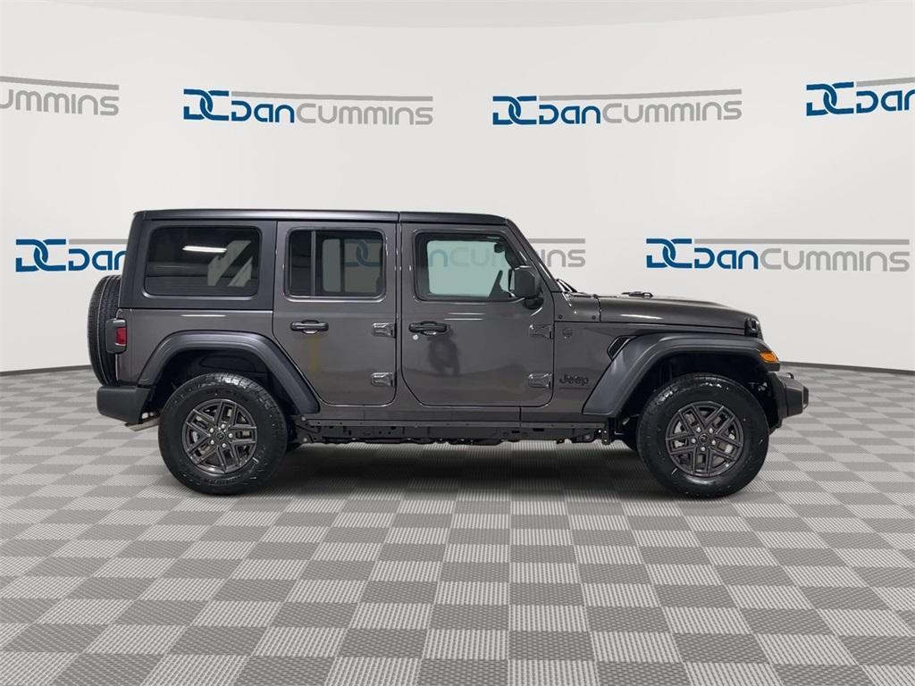 new 2025 Jeep Wrangler car, priced at $49,865