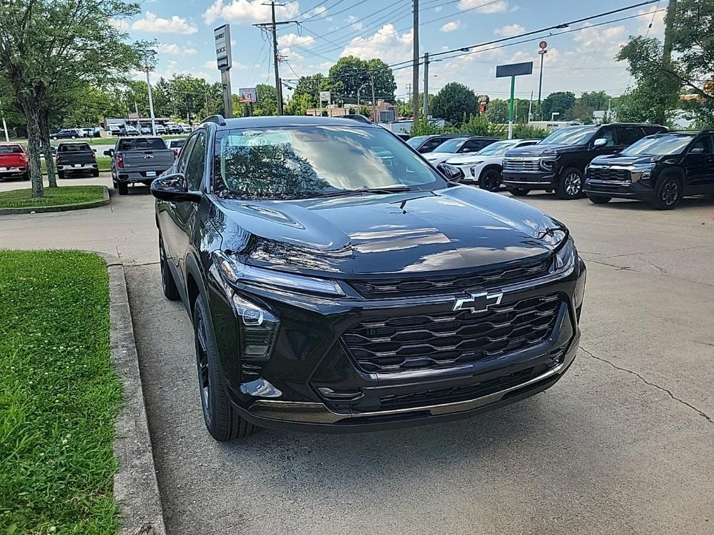 new 2025 Chevrolet Trax car, priced at $25,738