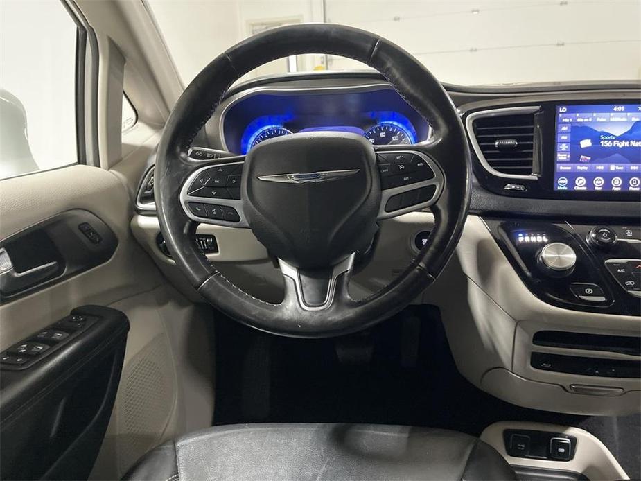 used 2020 Chrysler Pacifica car, priced at $20,987