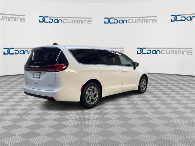 new 2024 Chrysler Pacifica car, priced at $41,785