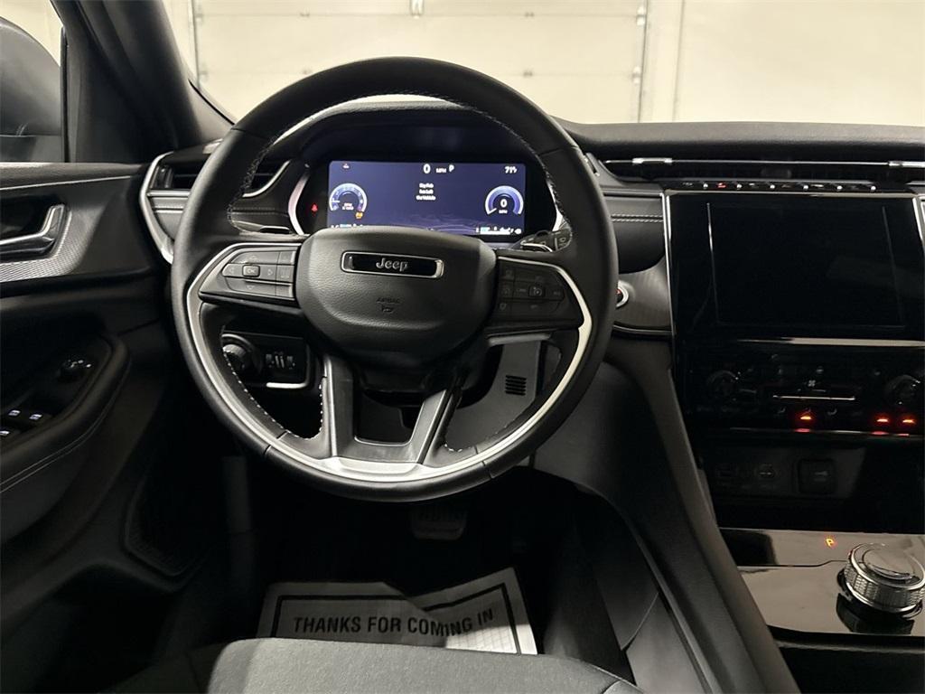 new 2025 Jeep Grand Cherokee car, priced at $37,572