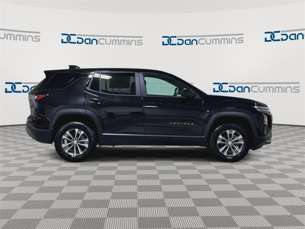 new 2026 Chevrolet Equinox car, priced at $28,473